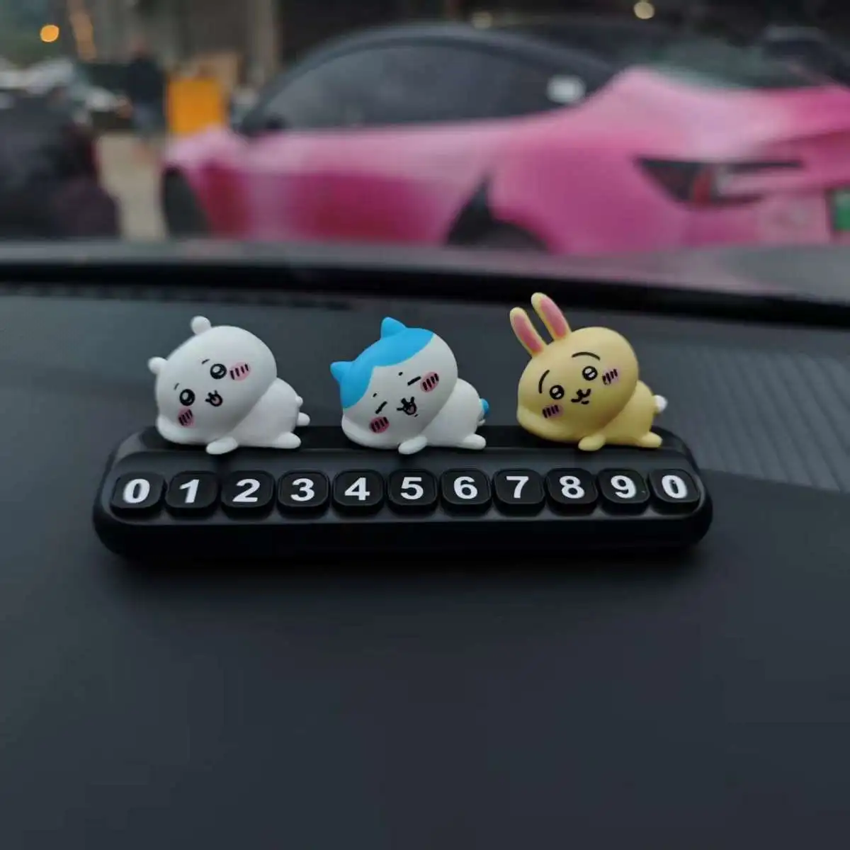 Targa Temporanea Chiikawa Usag - Car Accessories Japanese recensione e prezzo